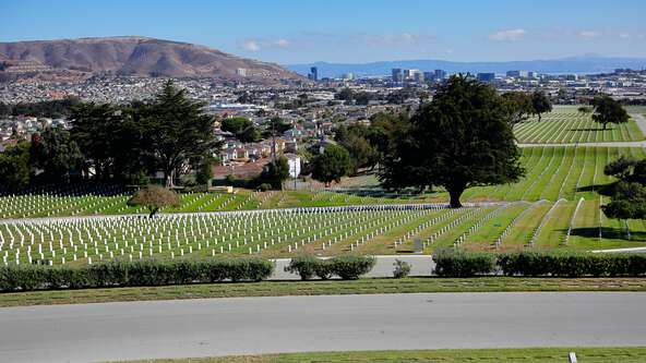 Veterans-cemetery-california.jpg?sw=592&cx=0&cy=0&cw=5647&ch=3177&q=60