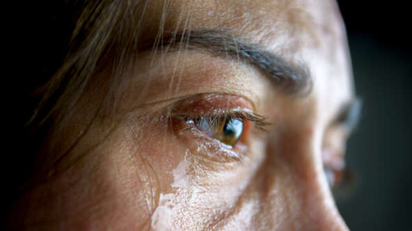 woman-crying.jpg?sw=592&cx=0&cy=0&cw=1000&ch=563&q=60