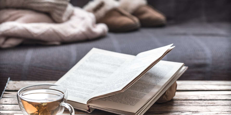 book tea slippers