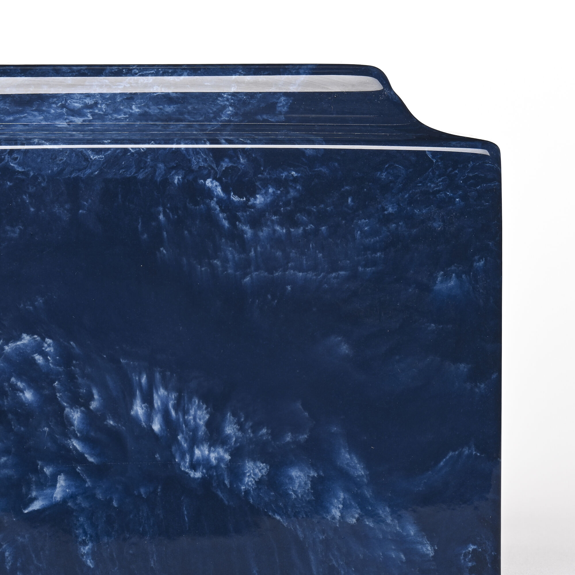 Legacy Urn image number 3