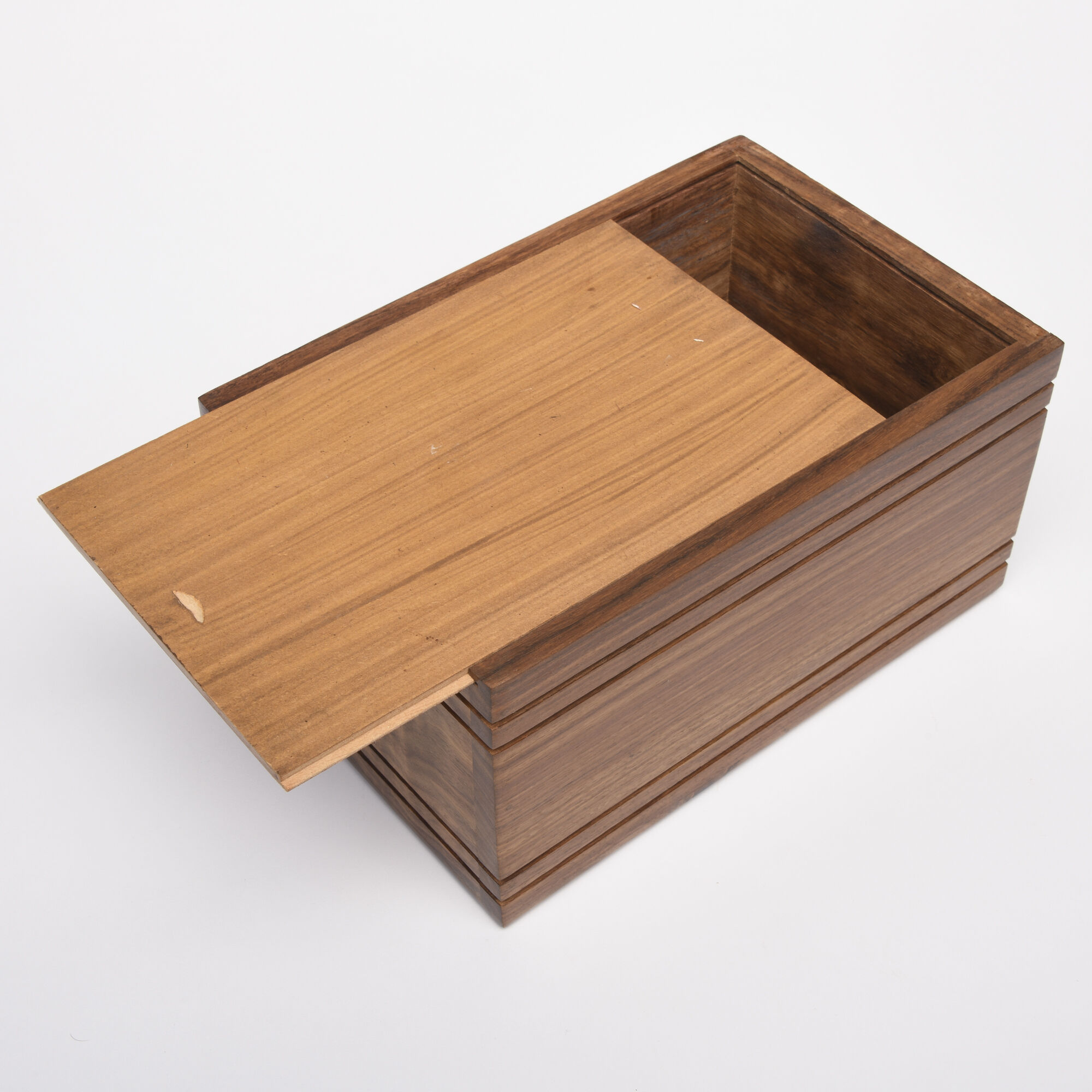 Modern Repose&nbsp;Urn image number 3