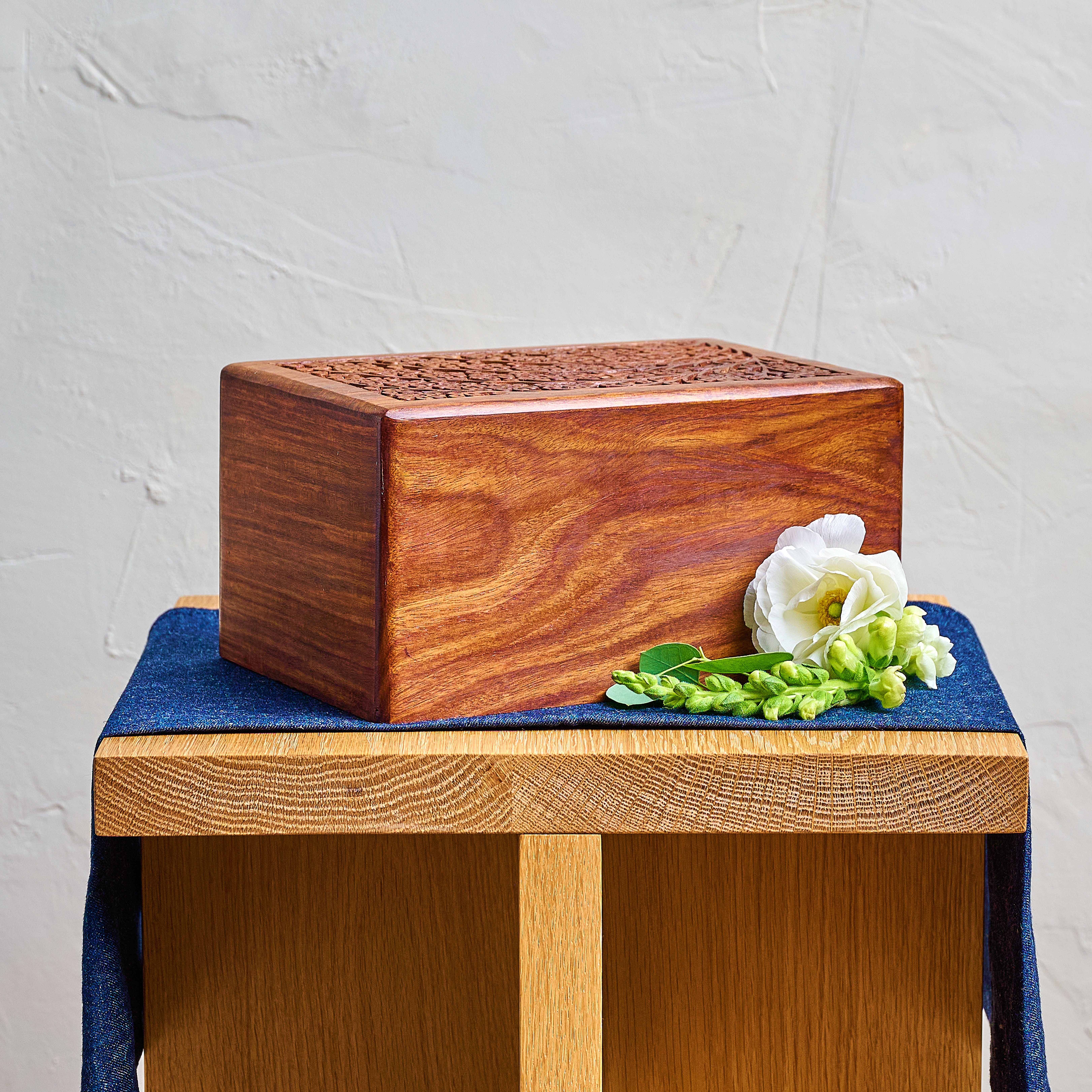 Rosewood Tree of Life Cremation Urn image number 2